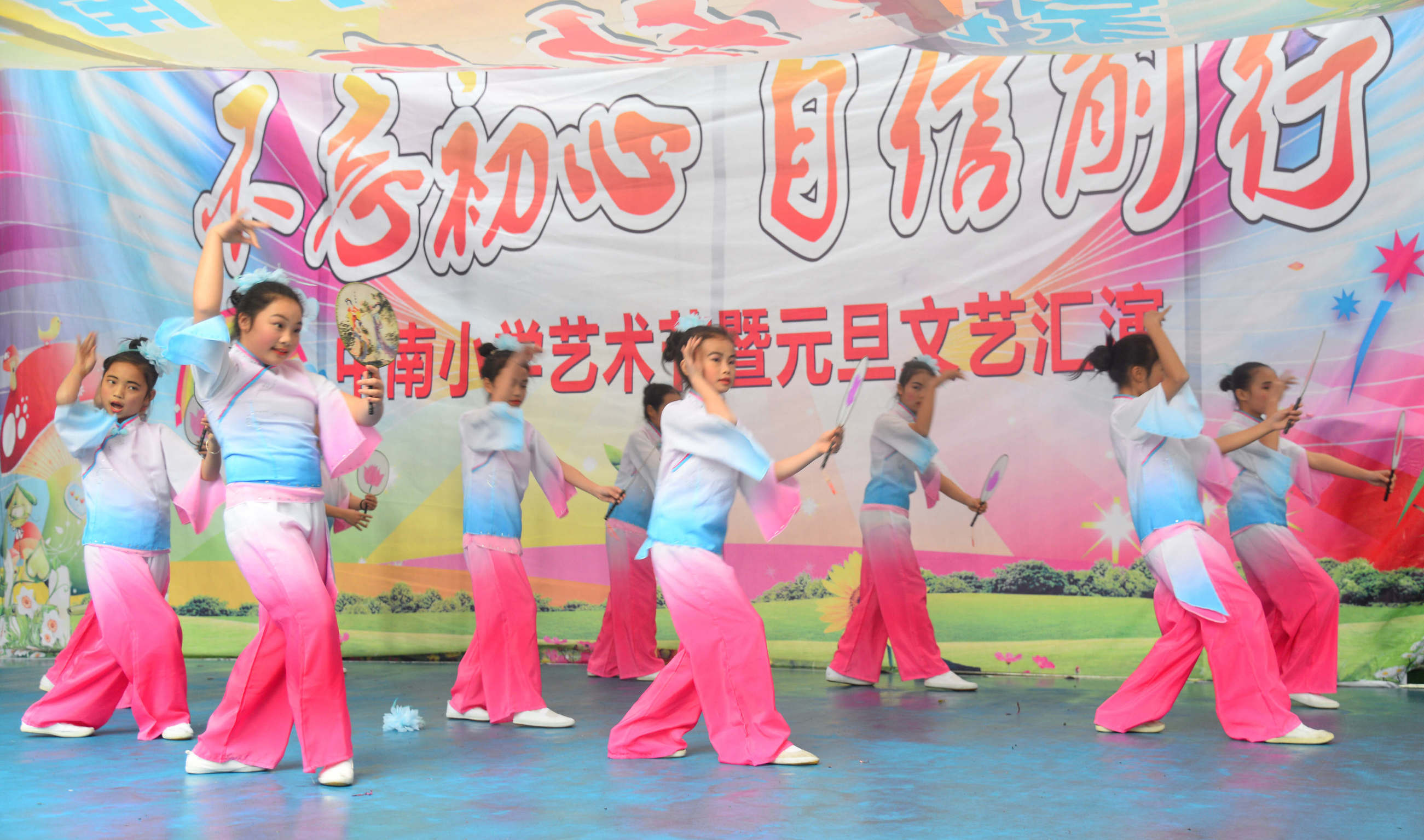 璀璨校园舞台绽放自信色彩——南宁市兴宁区中南小学第六届校园文化艺术节纪实
