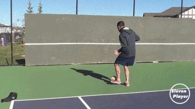 足球训练运球过人的教学,足球零基础传球训练方法