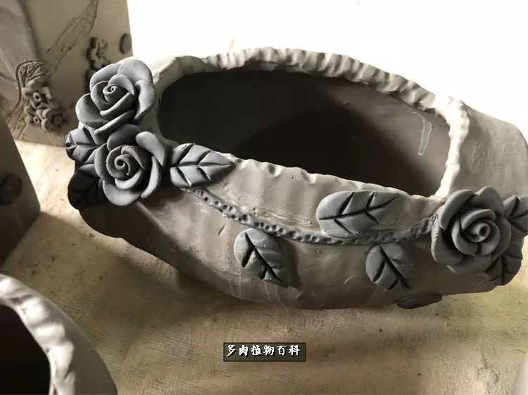 自己做多肉花盆，美肉美盆让阳台更加色彩！