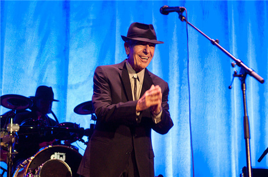 bolotie娉㈡礇棰嗗甫prada,bolotie娉㈡礇棰嗗甫闊╃増