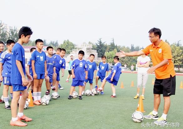 山东鲁能泰山队侯志强是几号球衣,侯志强参加鲁能比赛视频