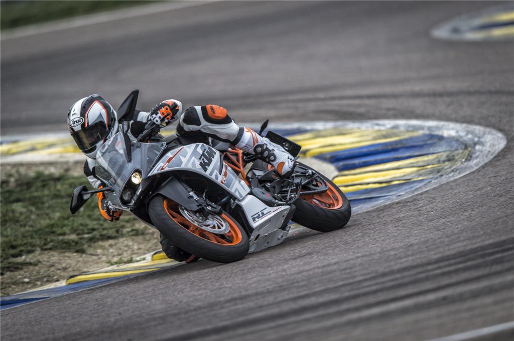 摩托车推荐5万以内跑车,5万左右四驱豪华车