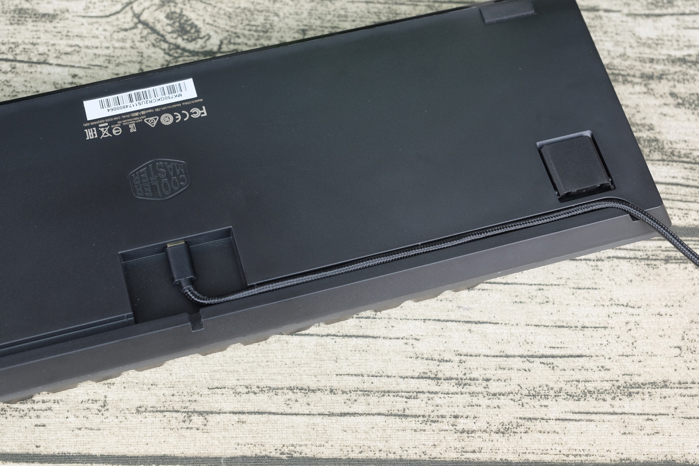 酷冷至尊单手机械键盘测评,酷冷至尊机械键盘测评