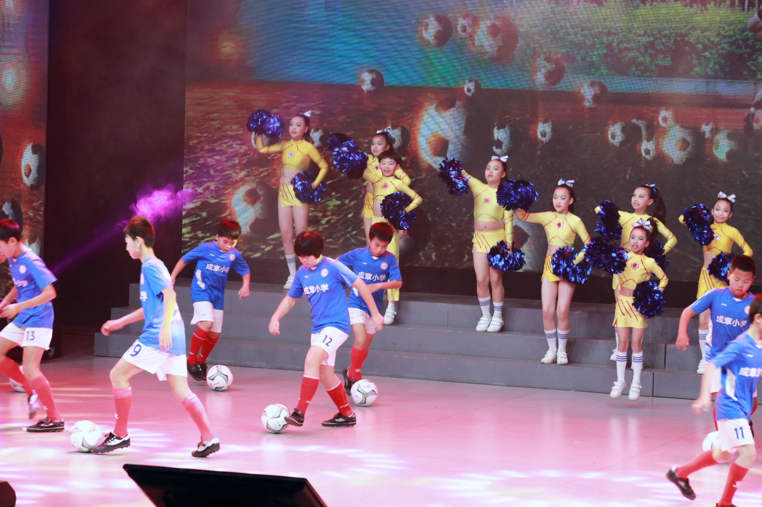 幼儿足球秀,足球童年