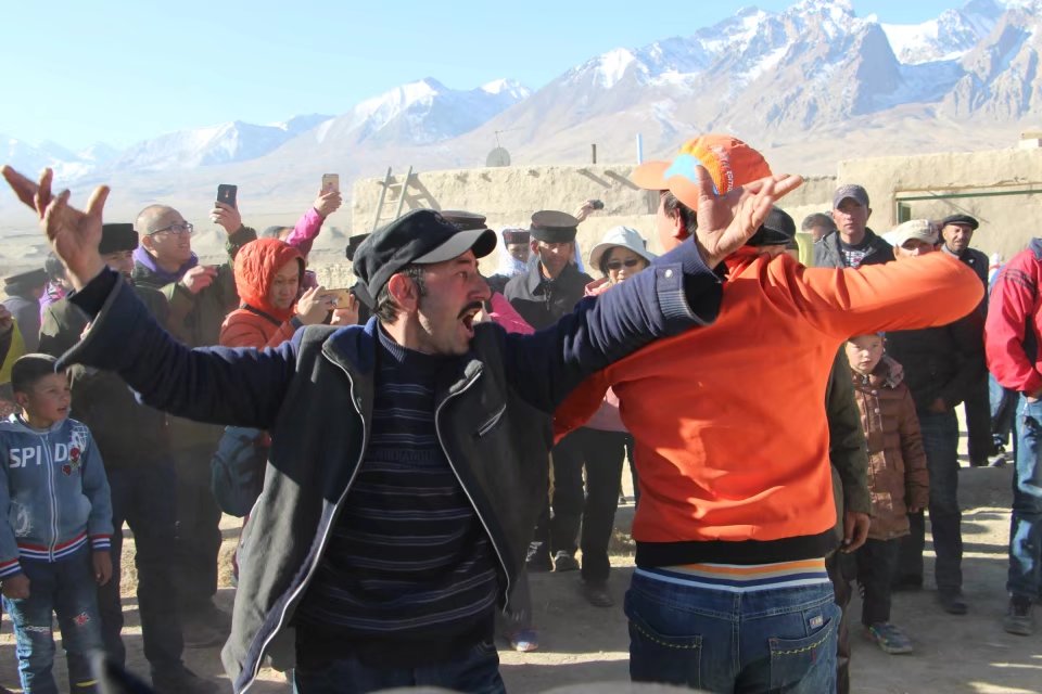 探访新疆帕米尔高原唯一白人民族,探秘帕米尔高原塔吉克族