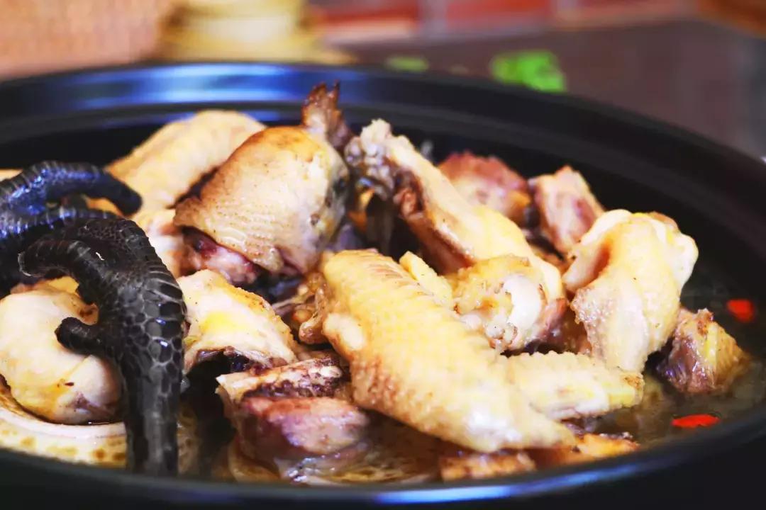 把离婚协议书签了,把离婚协议传到网上