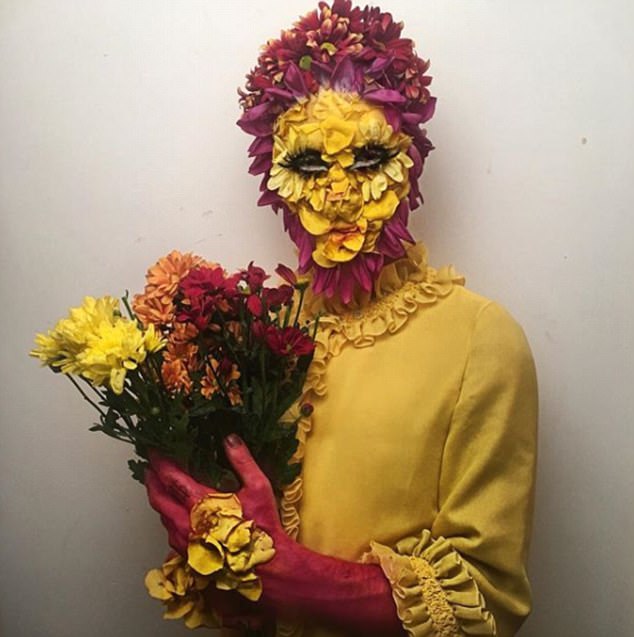 英国女人仿妆小丑女,英国恶女人仿妆