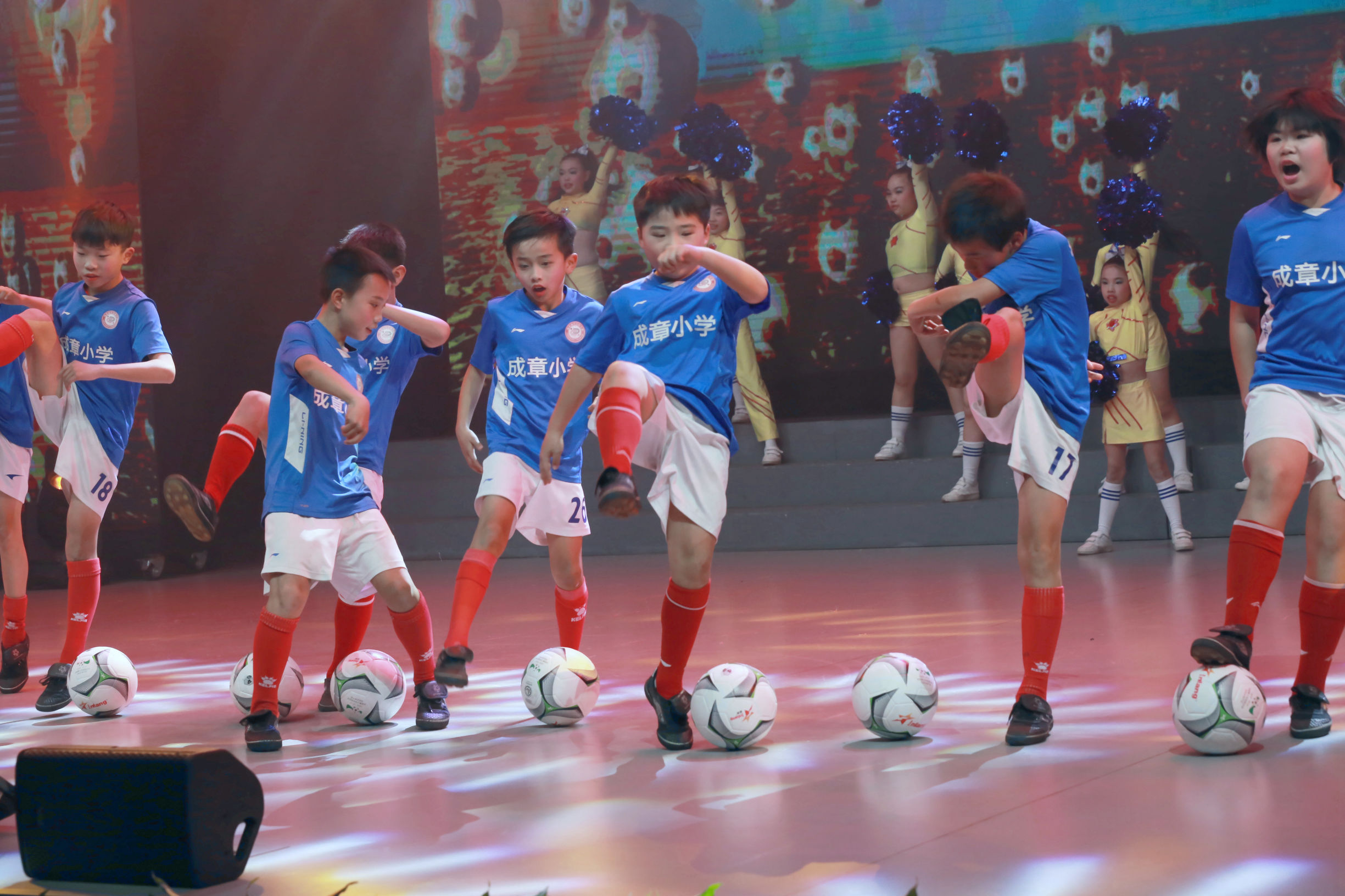 幼儿足球秀,足球童年