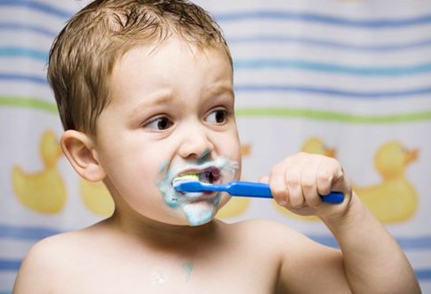 宝宝牙齿奶瓶龋怎么挽救,9岁孩子牙齿奶瓶龋怎么挽救