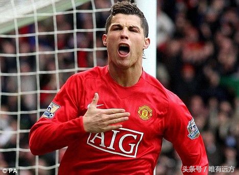 天下足球催泪文案青春凯旋,天下足球催泪文案罗纳尔迪尼奥