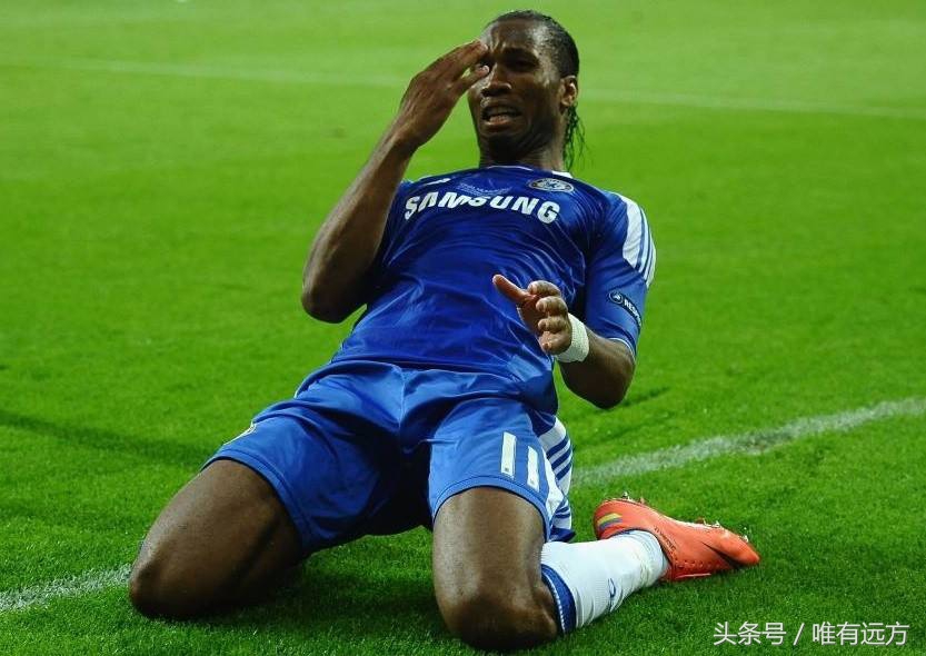 天下足球催泪文案青春凯旋,天下足球催泪文案罗纳尔迪尼奥