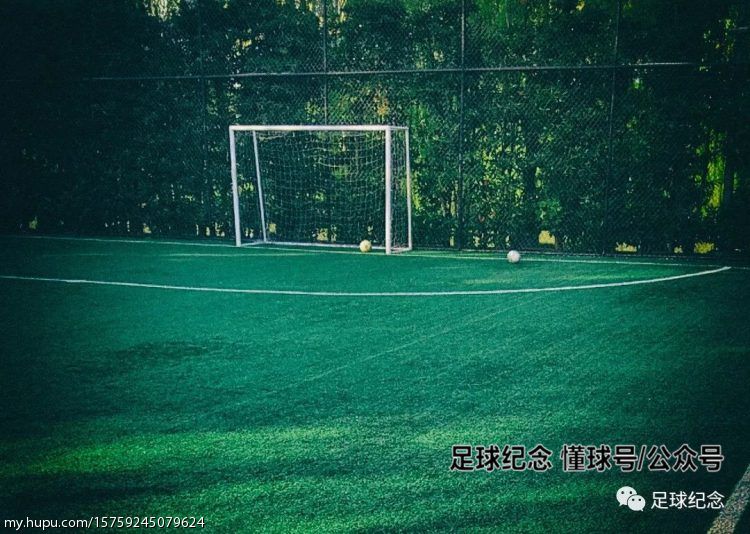 足球游戏穿越小球门,天使之翼足球游戏快速带球