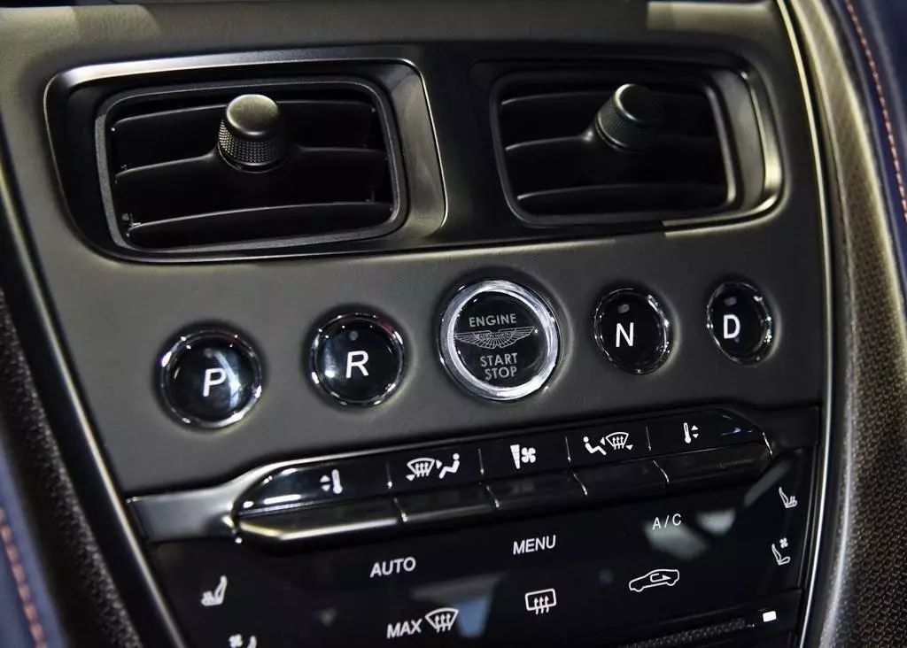 各车型的换挡方式,新手上路手动挡正确换挡方式