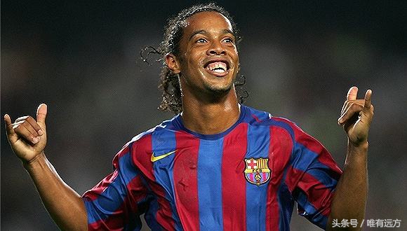 天下足球催泪文案青春凯旋,天下足球催泪文案罗纳尔迪尼奥