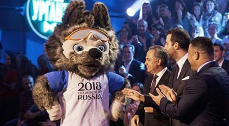 c罗梅西萌娃瞬间,c罗梅西小将