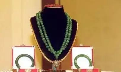 光绪翡翠朝珠,清朝翡翠朝珠108珠