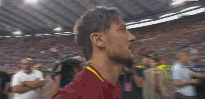 回顾2017的世界足坛，最让人泪流满面的的瞬间，你见过几个