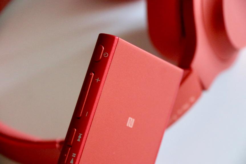 颜值与音质并存，索尼h.earminiWH-H800索尼WalkmanNW–A45体验