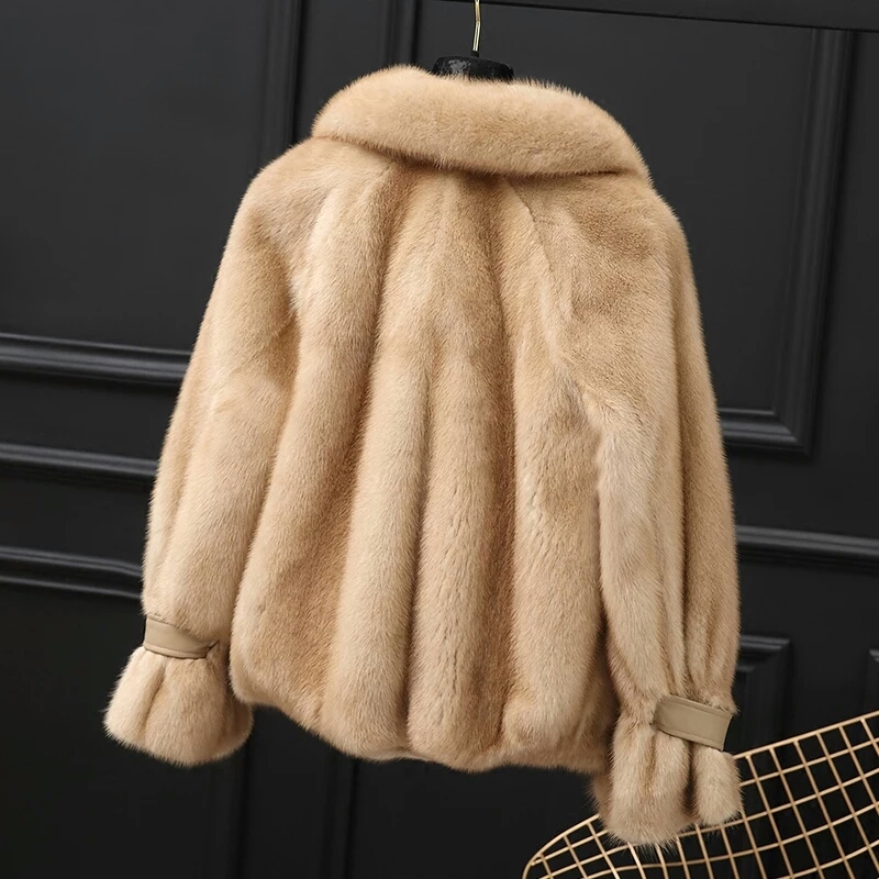 貂皮大衣怎么清洗,用雪清洗貂皮大衣可以吗