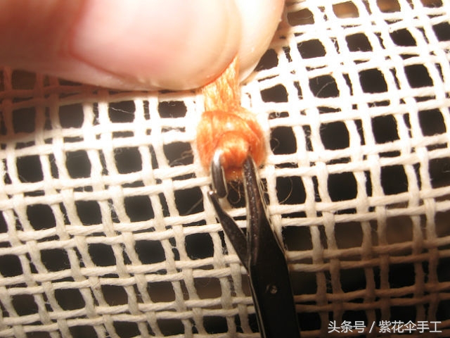 旧毛线盖毯编织手工制作视频教程,旧毛线怎么废物利用织毯子