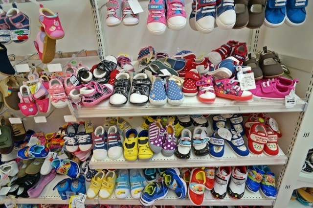 日本母婴购物,日本母婴店阿卡酱