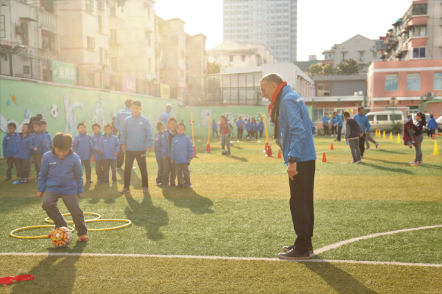 中国大力发展校园足球政策,国家对校园足球有什么规定和战略