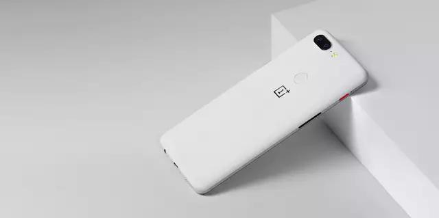 一加手机5t砂岩白版,一加5t砂岩白9号