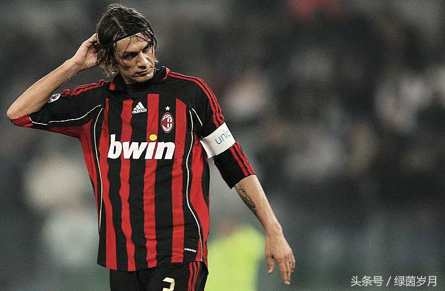 足球新手入门基本知识防守,足球四个中后卫打法和思路