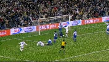 十大任意球梅西,梅西经典射门动作图片