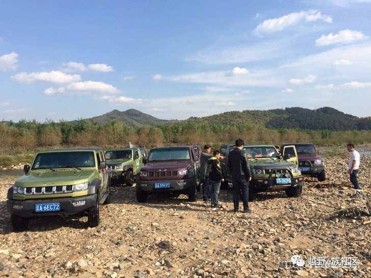 沈阳bj402019款四驱尊享版,沈阳bj40柴油版