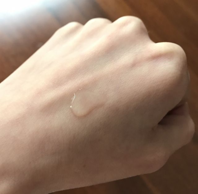 连Angelababy都怕的秋冬卡粉问题，用这10款美容油就能搞定！