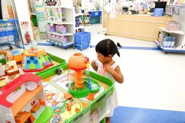 日本母婴购物,日本母婴店阿卡酱