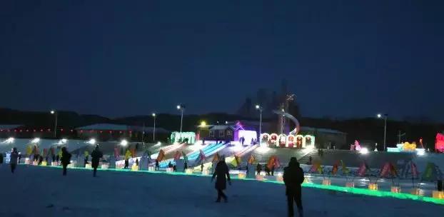 冰雪乐园最新,新开业的冰雪乐园