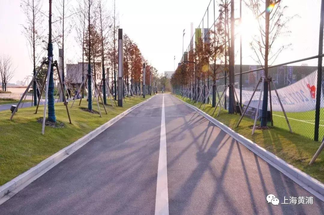 上海世博黄浦体育园入口,黄浦区滨江世博园区