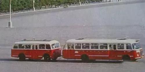 记忆中1路公交车,老12路公交车