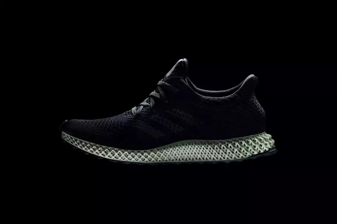 阿迪boost和耐克气垫谁更胜一筹,adidas4dfuturecraft脚感