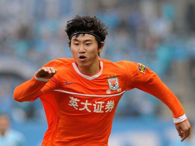 中国近段足球史上，最佳后腰前5名！你想到的都是谁？