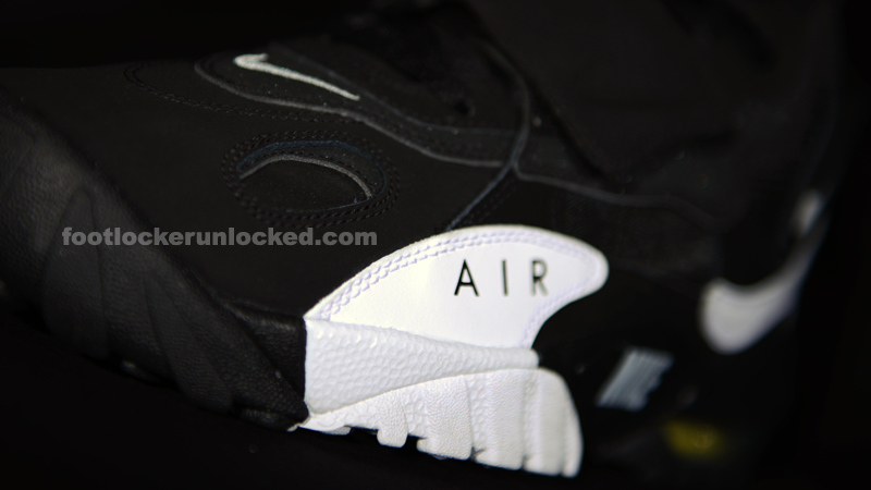 耐克历史上第一双专属足球鞋,耐克顶级实战篮球鞋透气