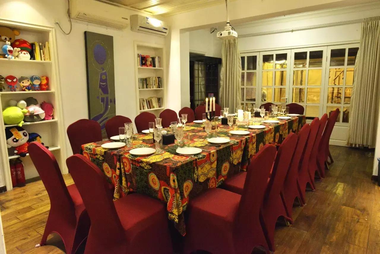 周末别墅轰趴,成都适合10-15人聚会的别墅轰趴