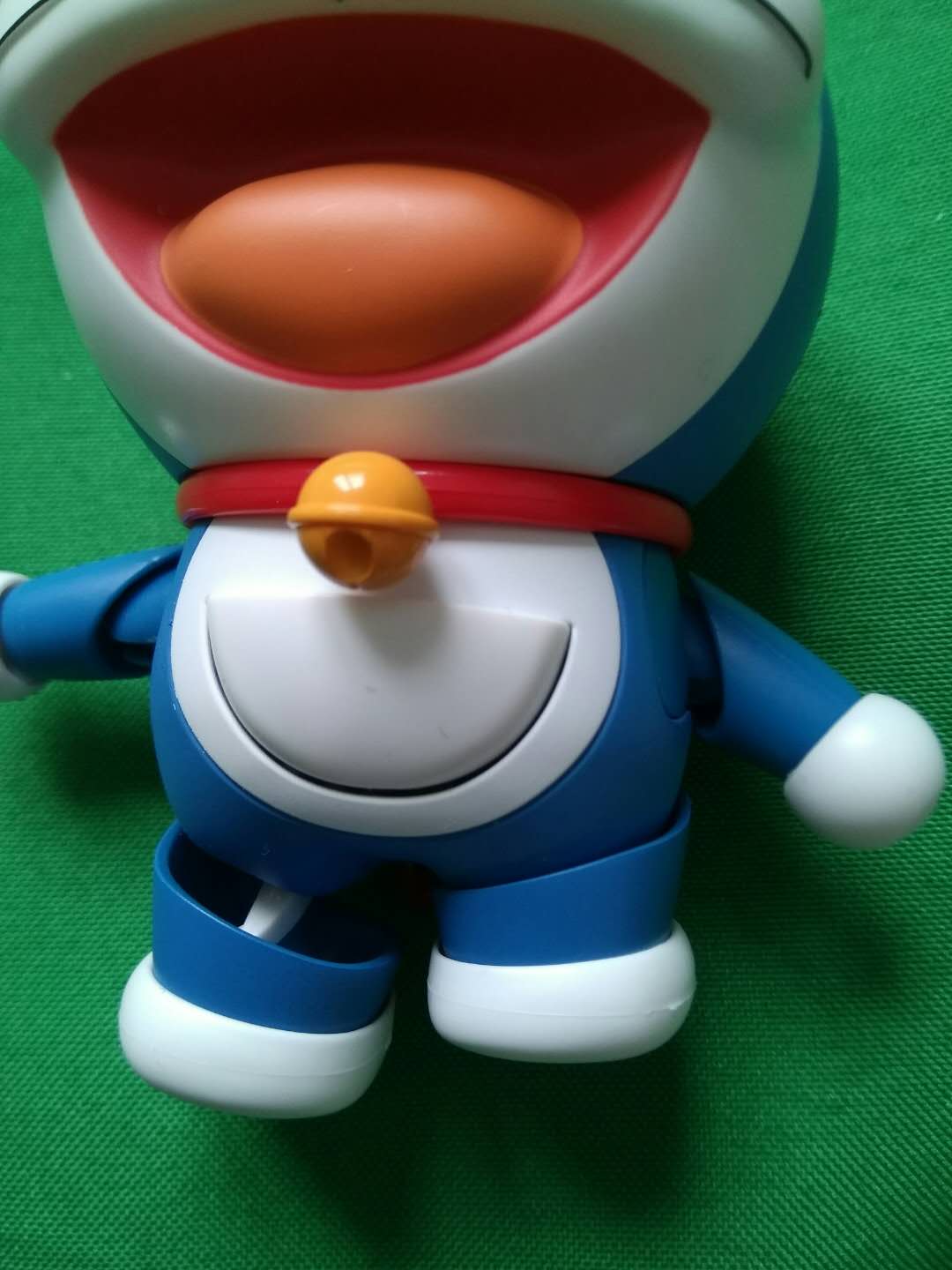 蓝胖子猫哆啦a梦,哆啦a梦原来为什么叫机器猫