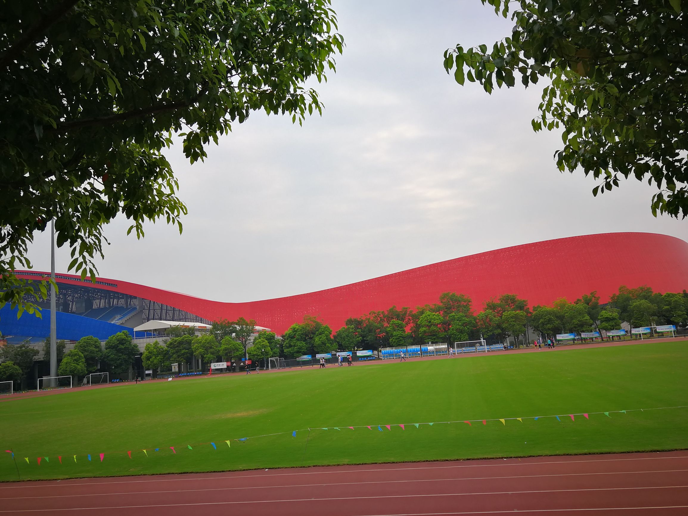镇江市地标建筑,镇江新体育馆项目