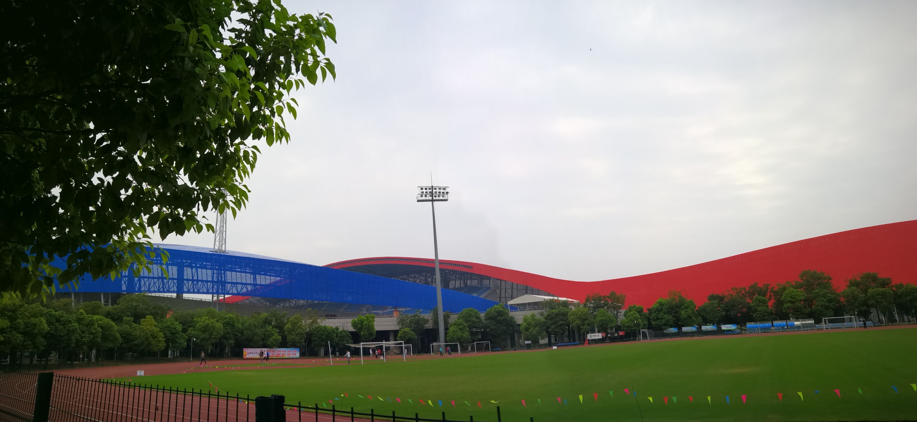 镇江市地标建筑,镇江新体育馆项目