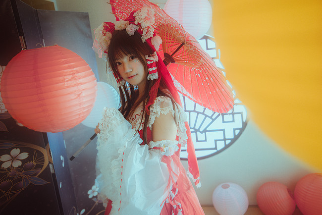 博丽灵梦cos正片,东方project十六夜咲夜cos