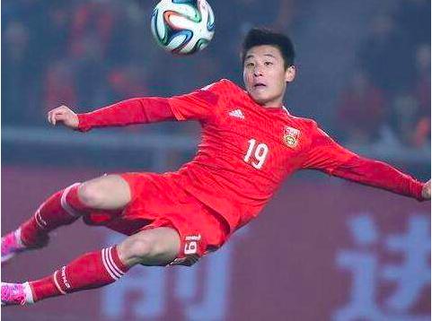 李毅大帝师弟横空出世韦世豪们给中国足球带来的启示