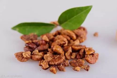 如何选择健康好吃的年货,年货怎么挑选好吃又不会胖