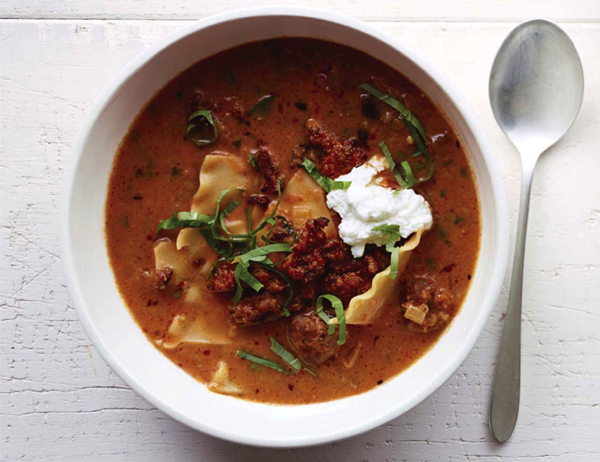 一碗下肚全身暖上5度！这4款西餐浓汤拯救你的冬日