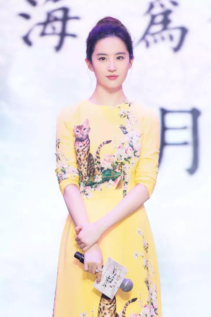 刘亦菲最迷人的珠宝,二代妖精刘亦菲套装