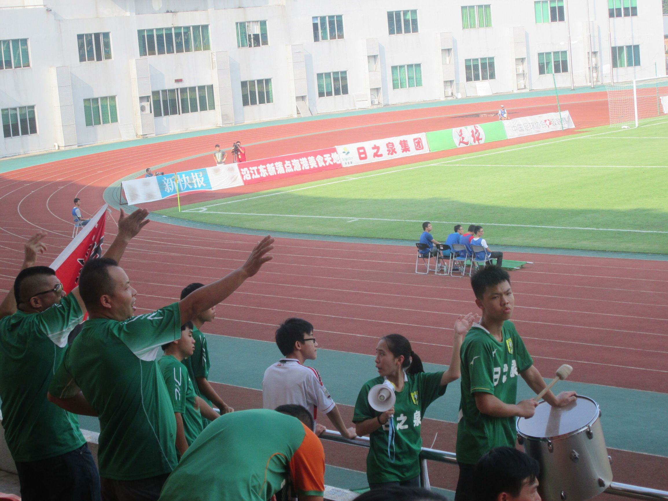 多少人痛饮这份悲凉中国足球俱乐部的更新换代我们只能接受！