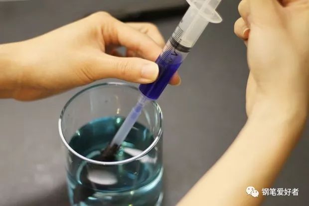 钢笔清洗窍门,钢笔清洗