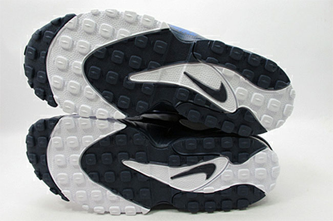 耐克历史上第一双专属足球鞋,耐克顶级实战篮球鞋透气